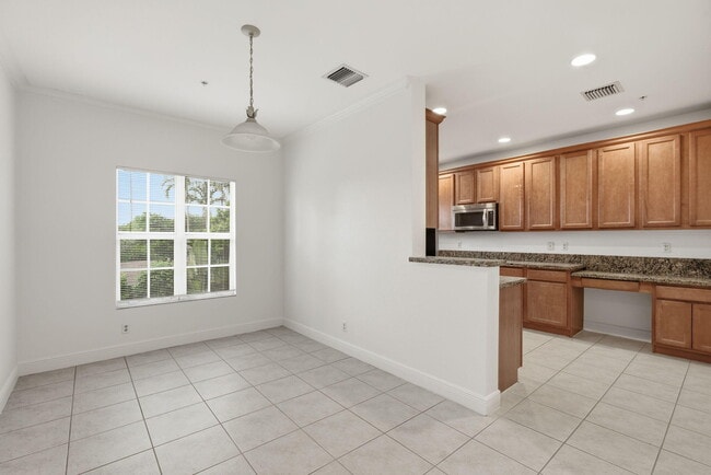 Building Photo - 531 S Federal Hwy