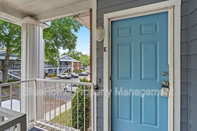 Building Photo - 5461 Lake Margaret Dr