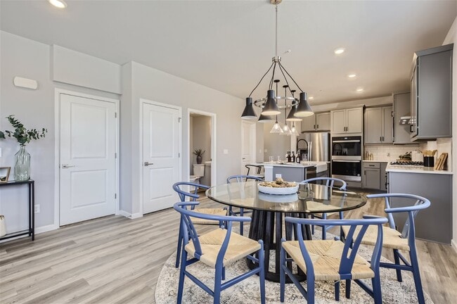 Building Photo - 2234 Walbridge Rd