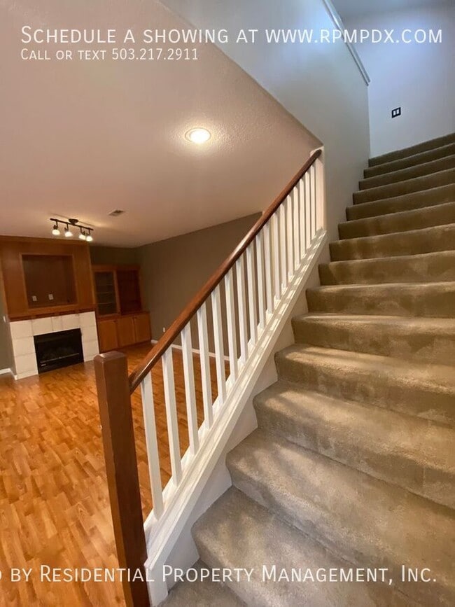 Building Photo - 2518 NW 1st Dr