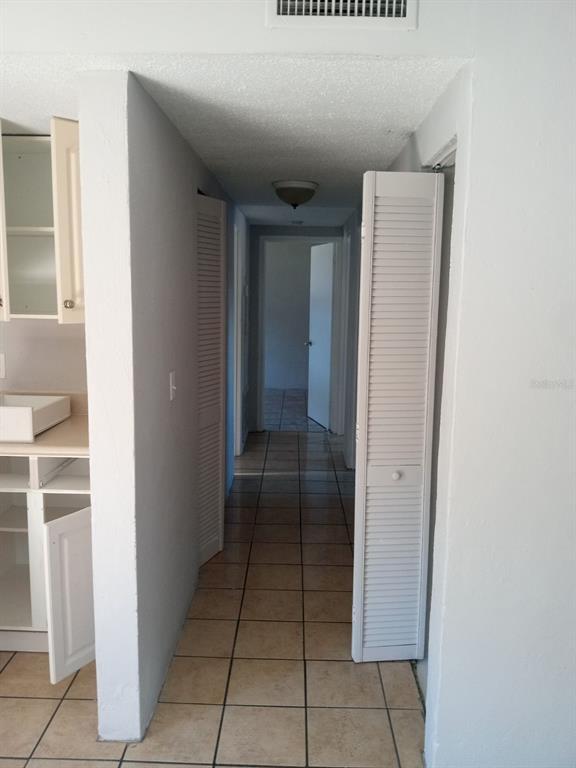 Building Photo - 2700 Palmadelia Ave