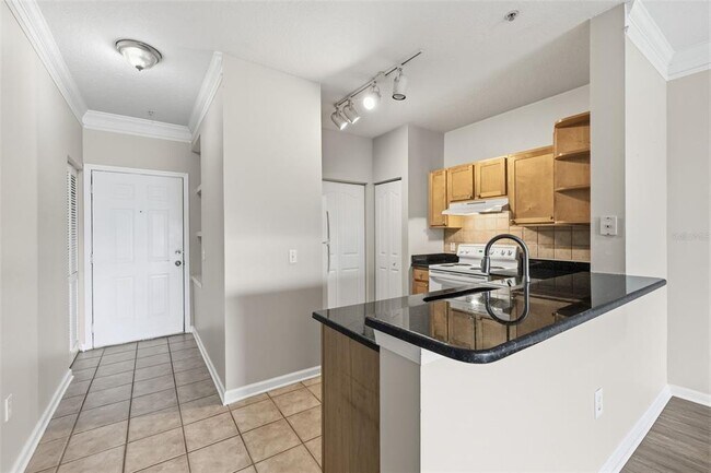 Building Photo - 4207 S Dale Mabry Hwy