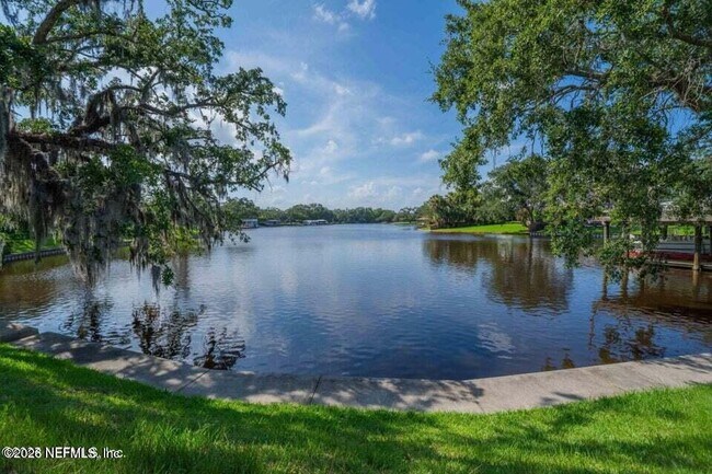 Building Photo - 1827 San Marco Blvd