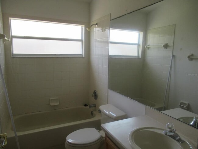 Building Photo - 3024 Samosa Hill Cir