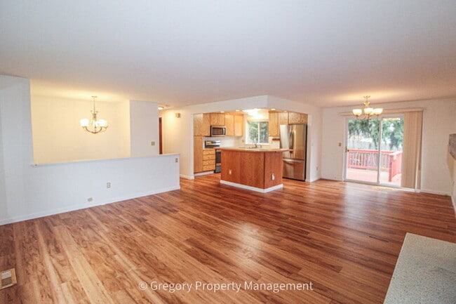 Building Photo - 13508 131st Pl NE