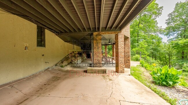 Building Photo - 7351 Winding Ridge Rd