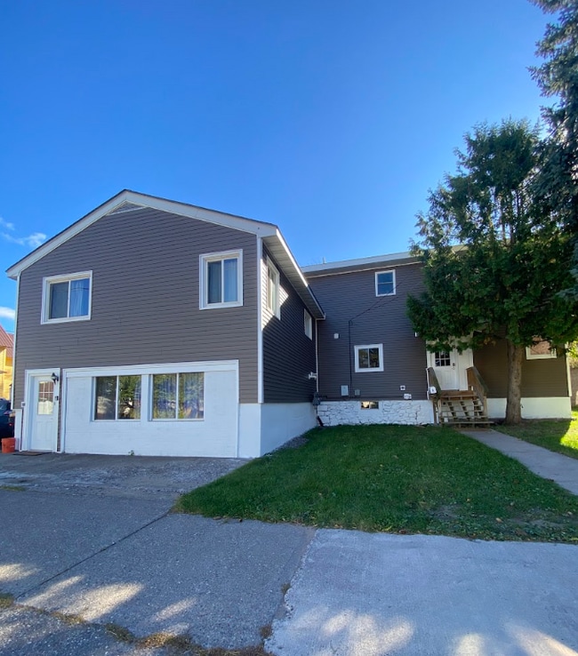 Primary Photo - 199 Agate St