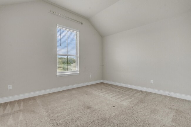 Building Photo - 421 Chinkapin Trail