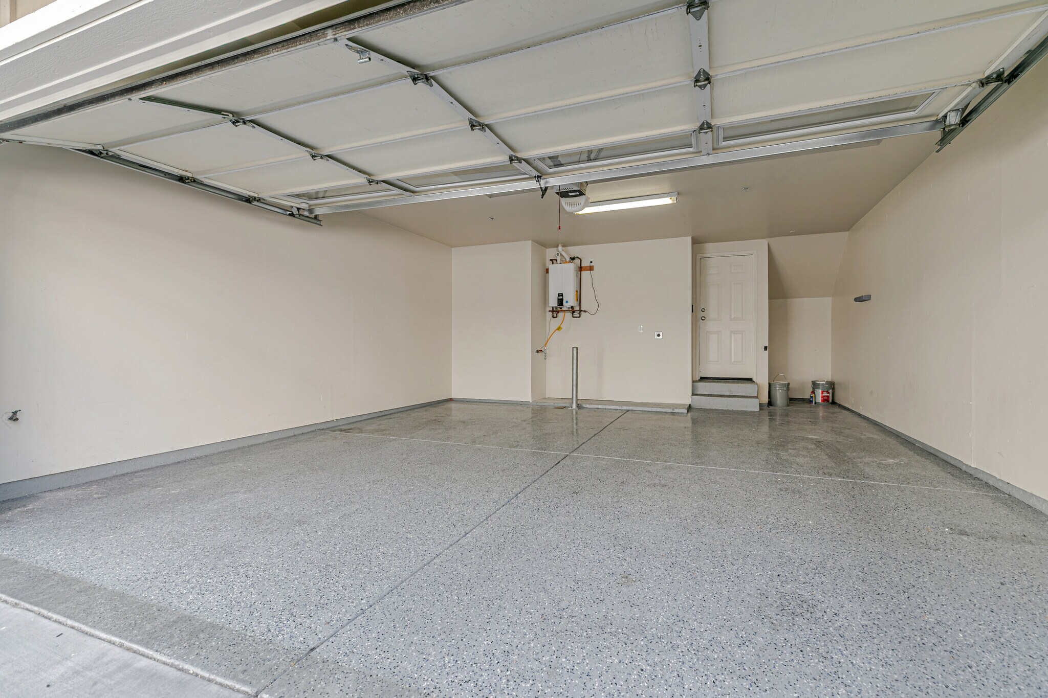 Building Photo - 40733 Greystone Ter
