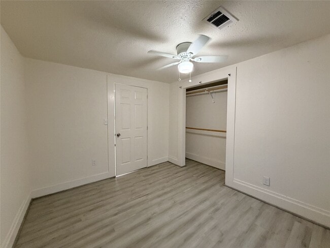 Building Photo - 3014 Rosalie St