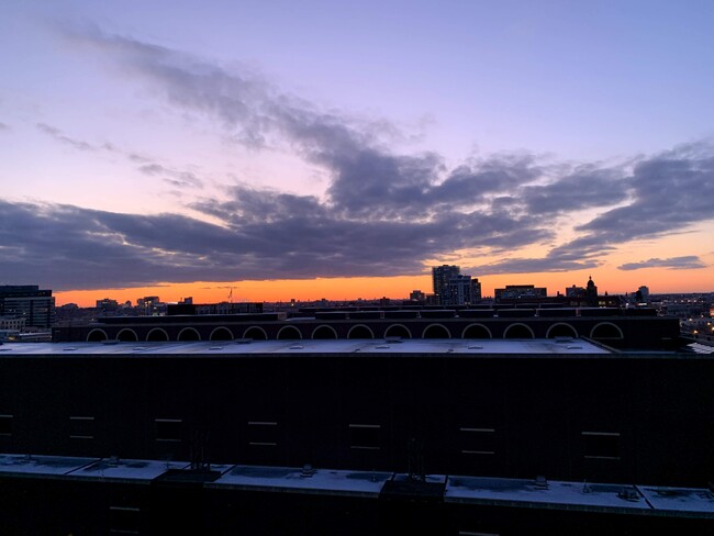 Sunset/river View from Balcony - 758 N Larrabee St