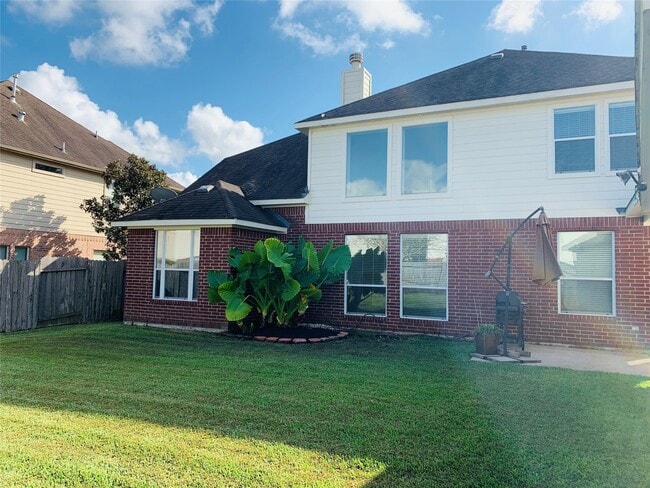 Building Photo - 2516 Brittany Lakes Dr