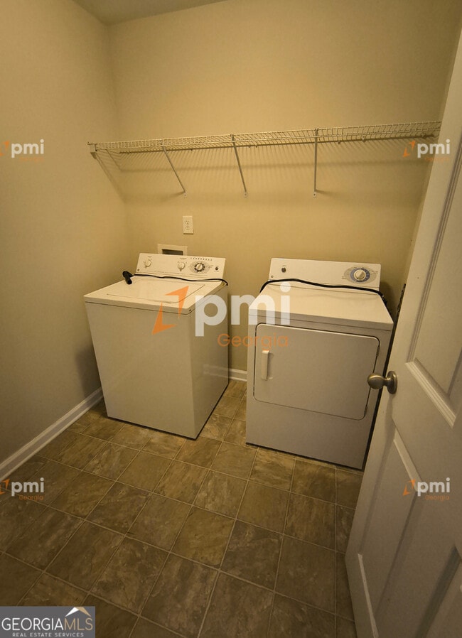 Building Photo - 306 Creek Manor Way