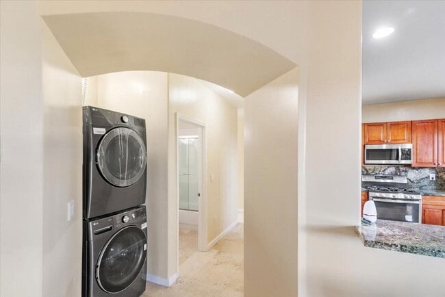 Building Photo - Southwest 166th Court, Miami, FL 33193 - 4 BR 3 BA single-family home