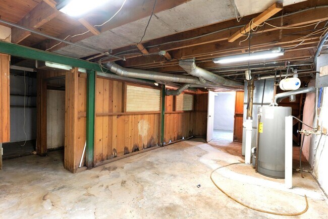 Building Photo - Charming 2BR House in Saint Louis