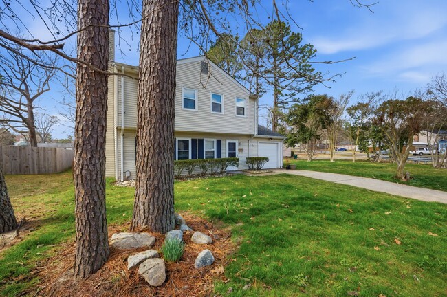 Building Photo - 25 Chowan Pl