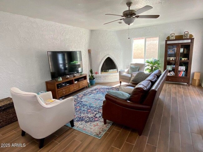 Building Photo - 5100 N Miller Rd