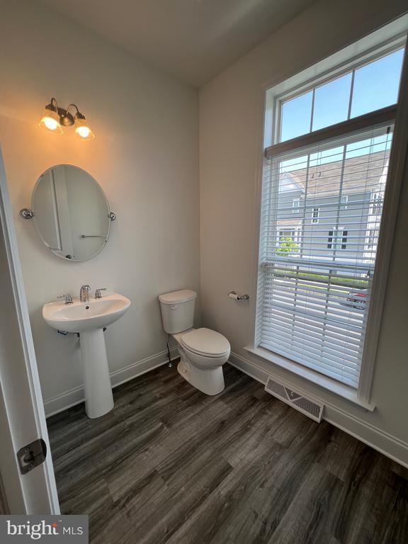 Building Photo - 1410 Market House Ln