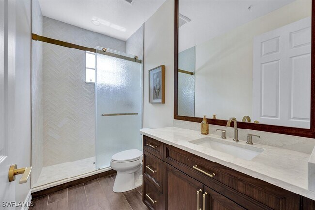 Building Photo - 2609 Estrella Dr