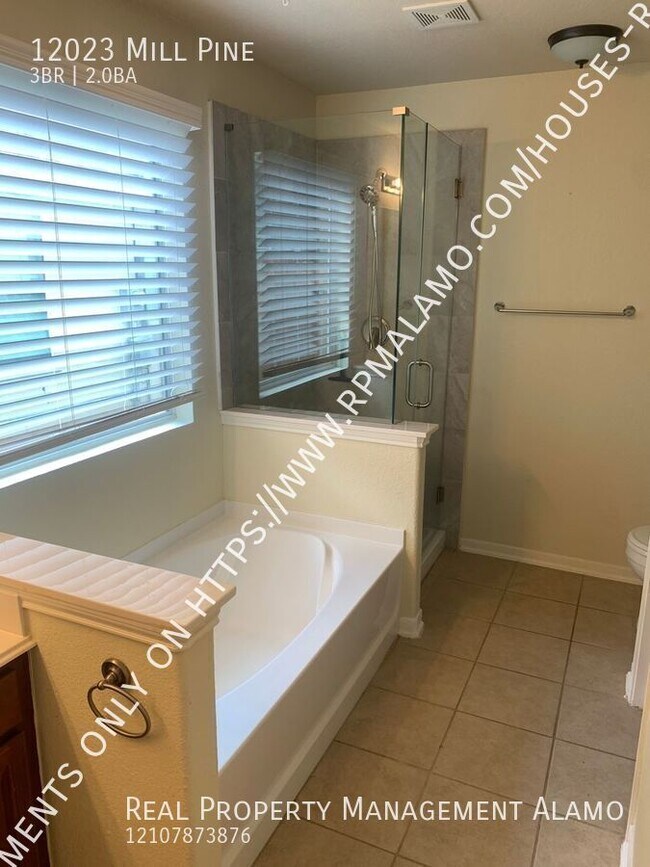 Building Photo - 12023 Mill Pine