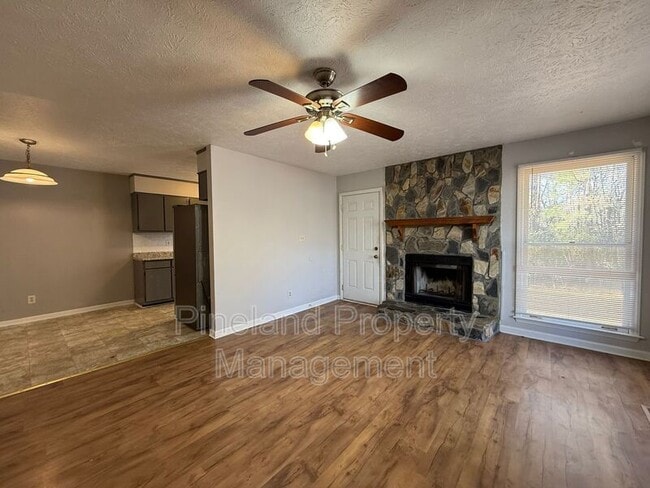 Building Photo - 6577 Green Meadow Ct