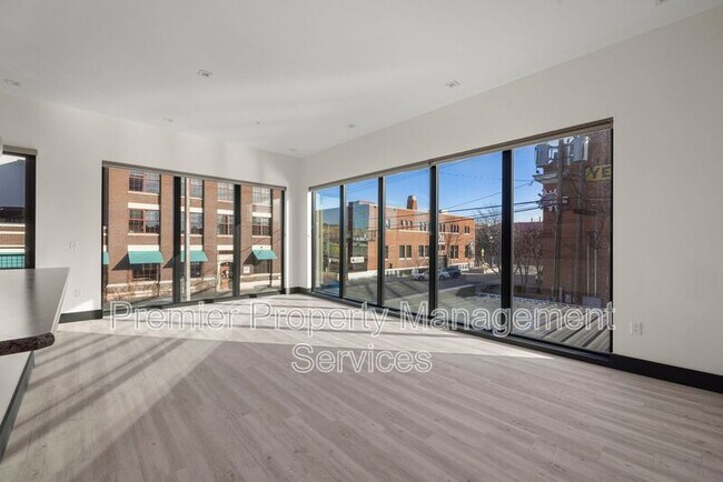 Building Photo - 2310 First Ave N