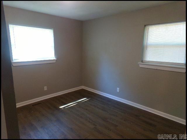 Building Photo - 7410 Valley Dr