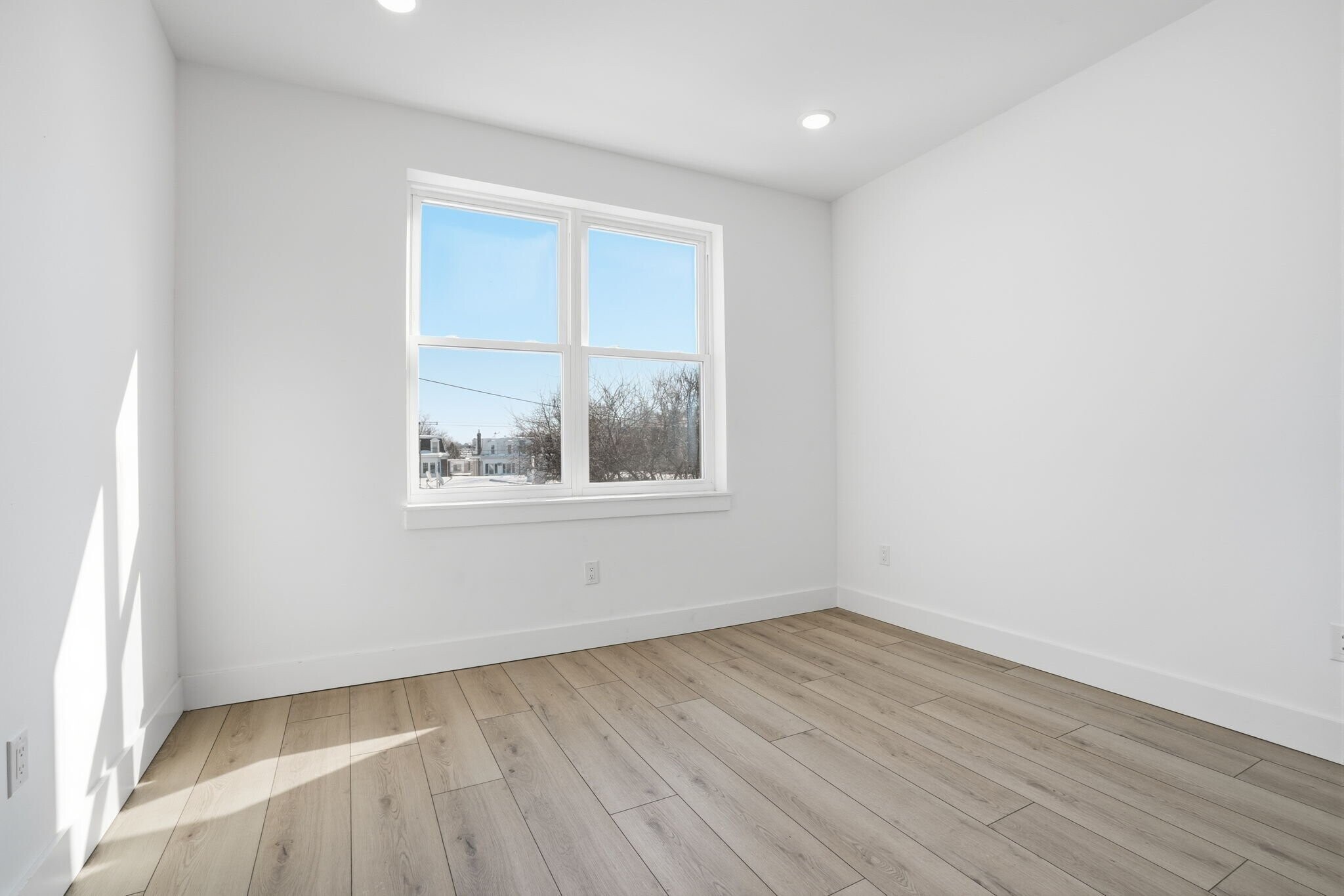 Building Photo - 147-149 N Gross St