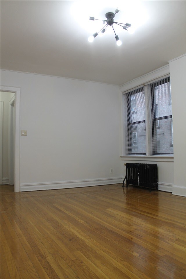 Building Photo - 56 Glenwood Ave