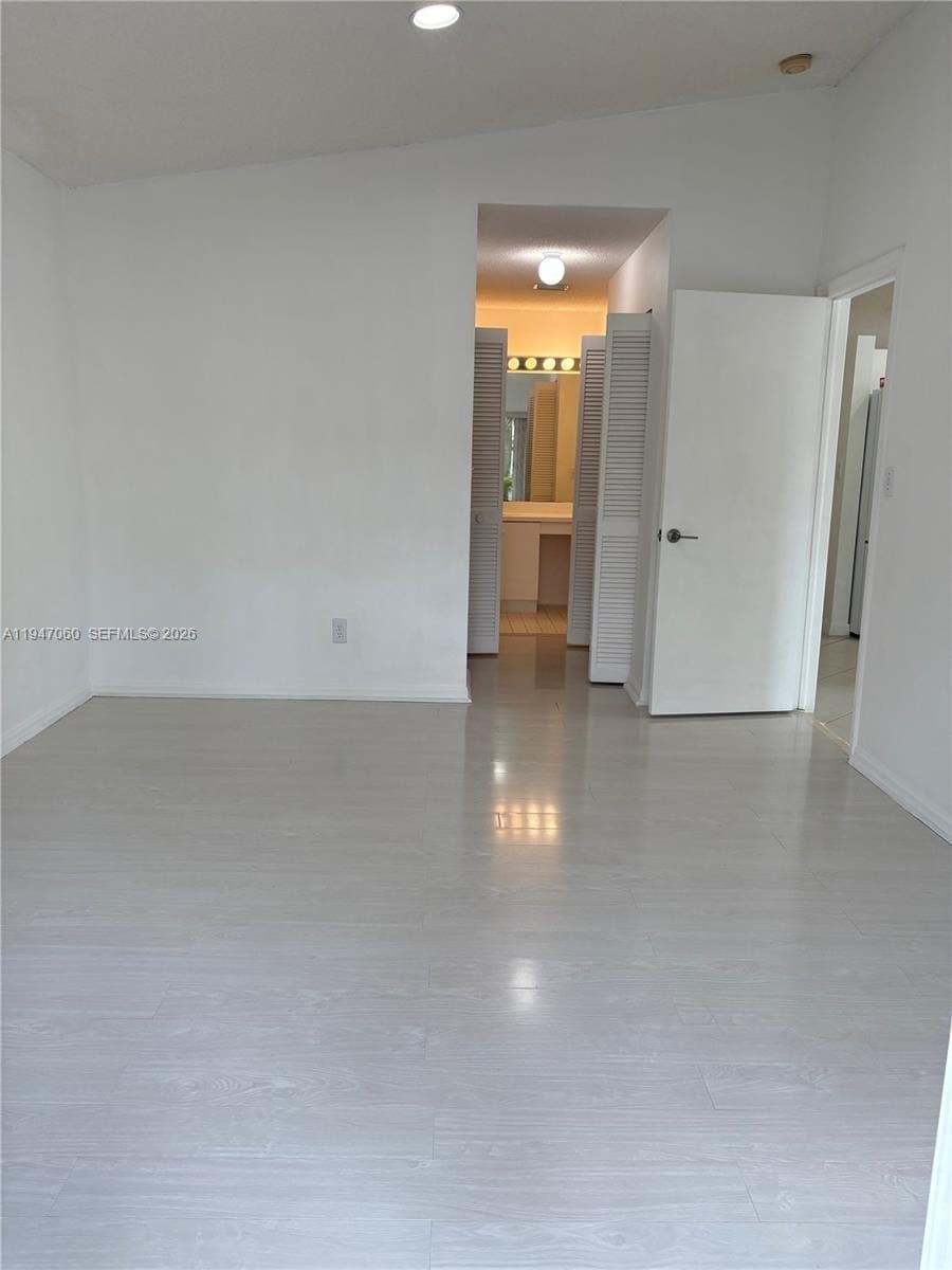 Building Photo - 17365 SW 142nd Ct