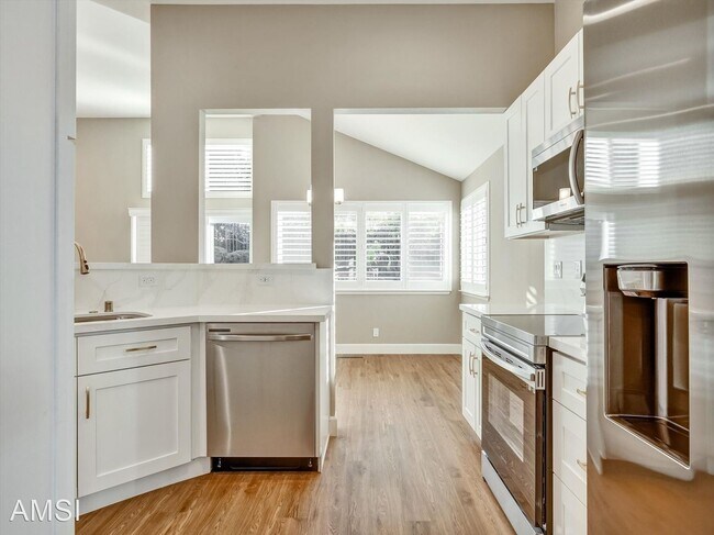 Building Photo - 4 br, 2 bath House - 1101 Rock Creek Way