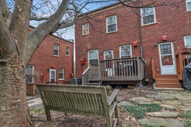 Building Photo - 2601 16th St S