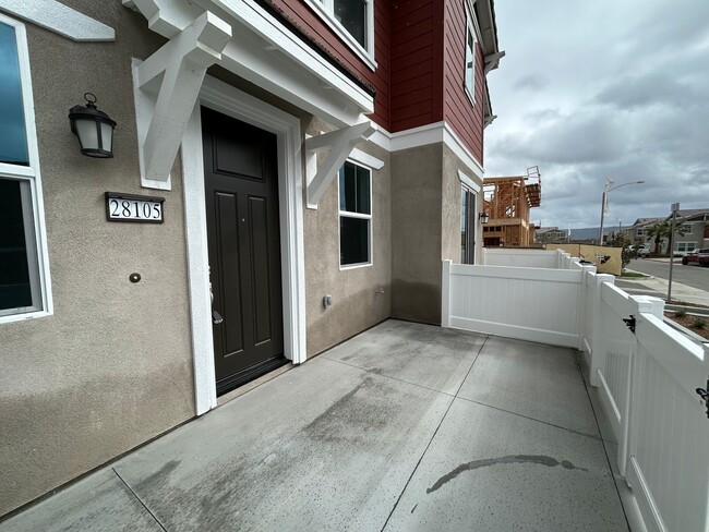 Building Photo - New Construction Townhouse