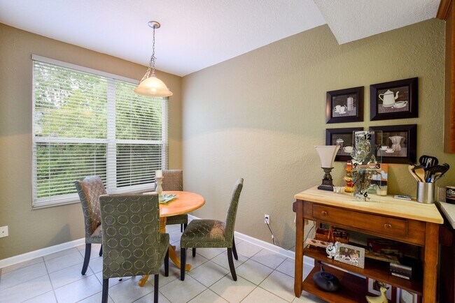 Building Photo - 5030 Maxon Terrace