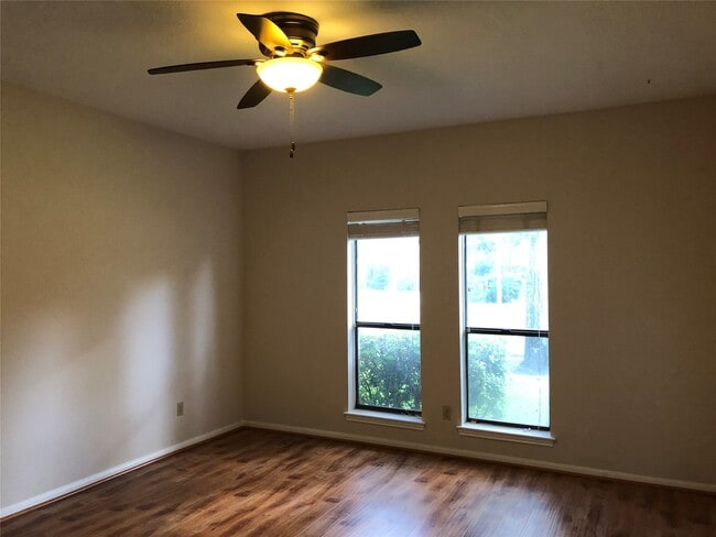 Building Photo - 2434 Hodges Bend Cir