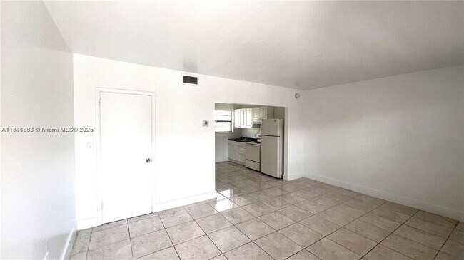 Building Photo - 3711 NW 24th Ave