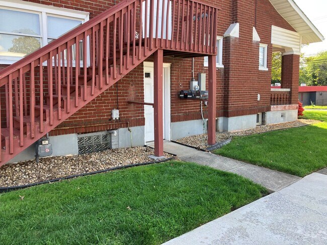 Building Photo - 4900 Fort Ave