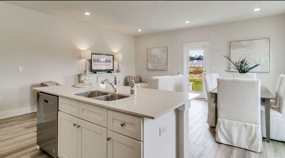 Building Photo - 1407 Maritime Dr