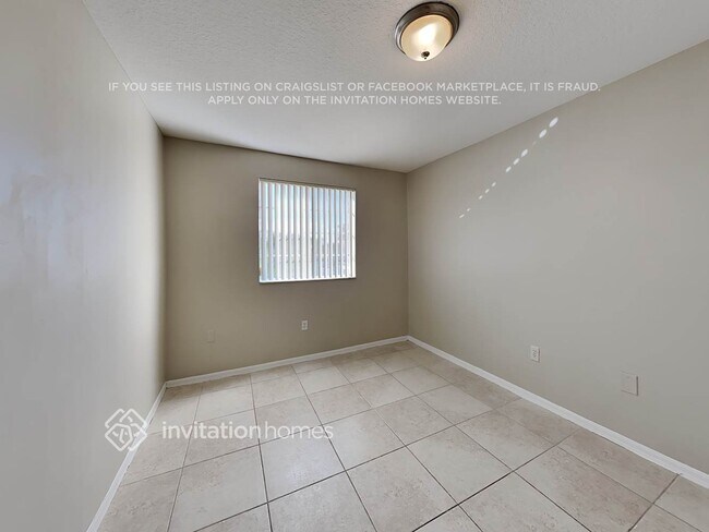 Building Photo - 9593 SW 162nd Ct