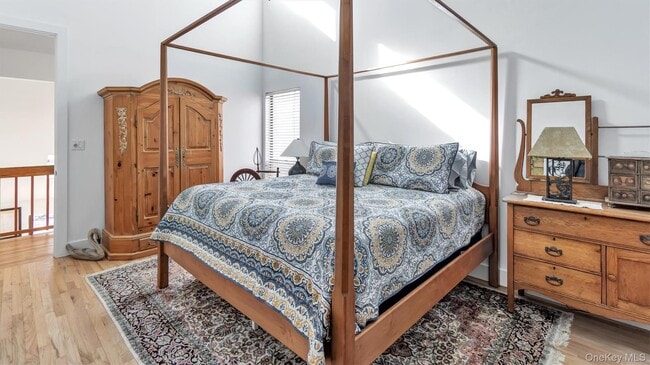 Building Photo - 40 Bonac Woods Ln