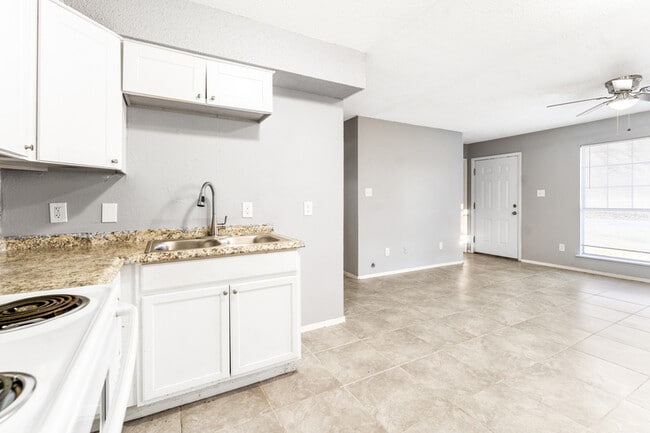 Building Photo - 514 Frazier St