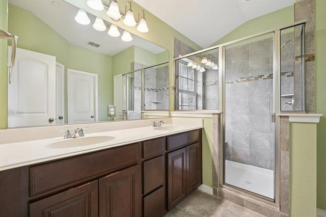 Building Photo - 3934 Amberwood Dr