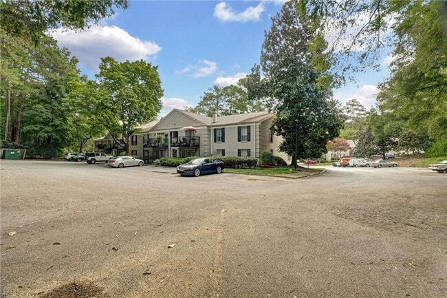 Building Photo - 3513 Essex Ave