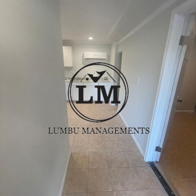 Building Photo - 2649 William Allen Rd