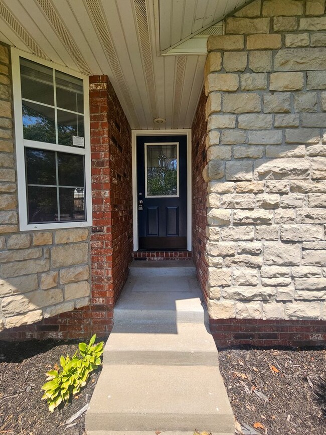 Building Photo - 1257 W Bridgewood Pl