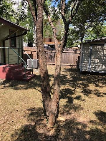 Building Photo - 1410 W 51st St