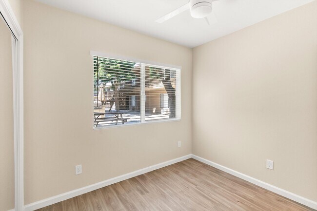 Interior Photo - School Circle Apartments - Riverside, CA
