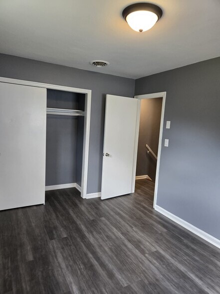 Building Photo - 1165 Ruddell Rd