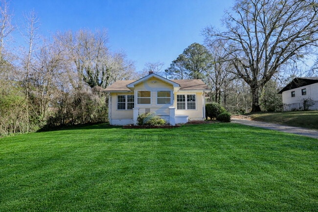 Building Photo - Move in before January 15th and get $100 OFF your rent for the first 3 months — PLUS a $250 Amazo...