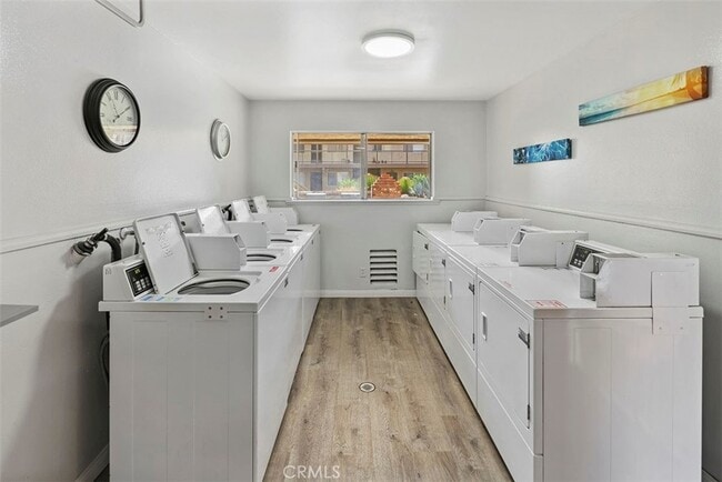 Building Photo - 4633 Marine Ave